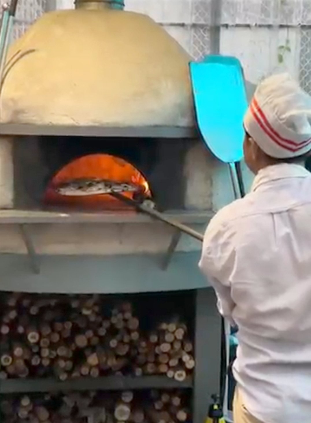 Limoncello Pizza & restaurant